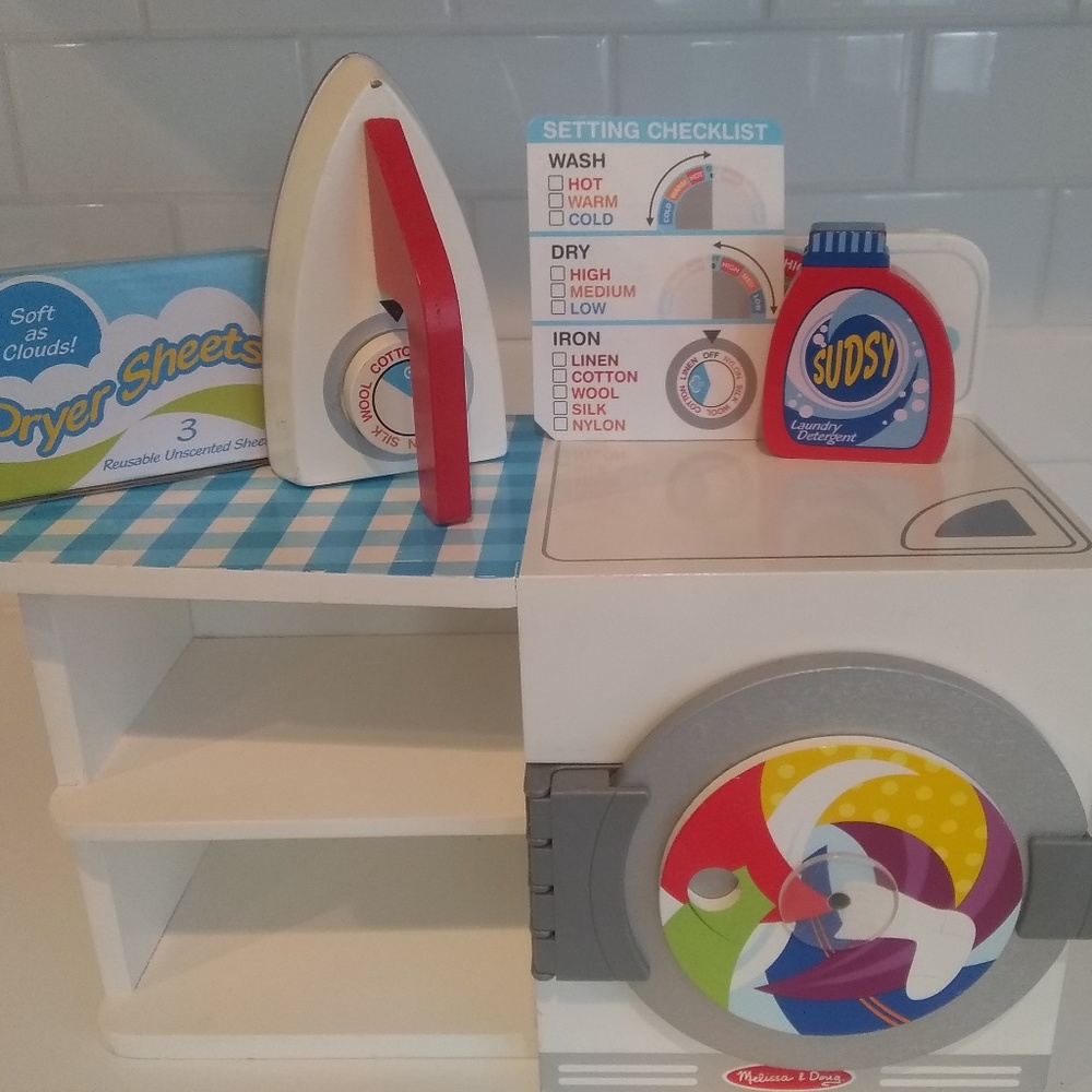 Melissa & Doug Wash Dry & Iron Play Set